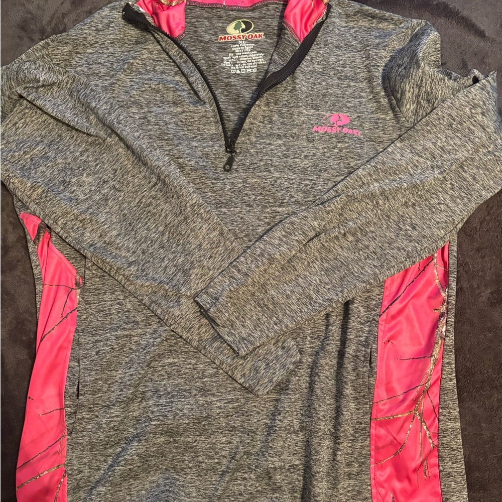 Mossy Oak Gray Heather Quarter-Zip with Pink Accent Panels